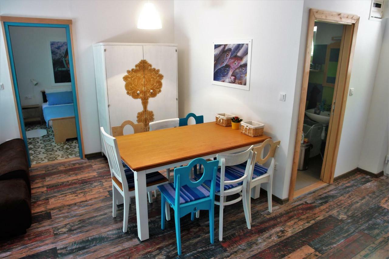 Quercus Apartment Stara Baška Eksteriør billede